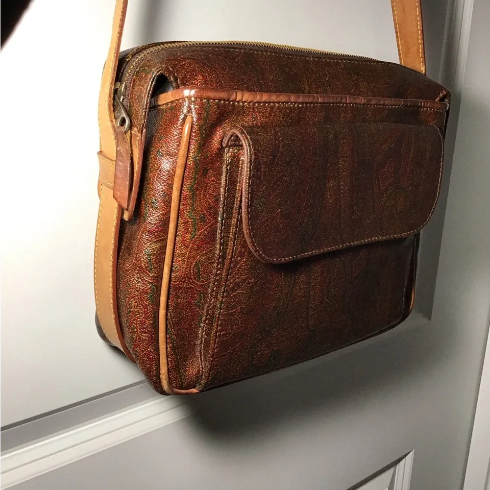 Etro Milano Paisley-Patterned Brown Crossbody Bag with Tan Strap Italian Luxury - Picture 3 of 9